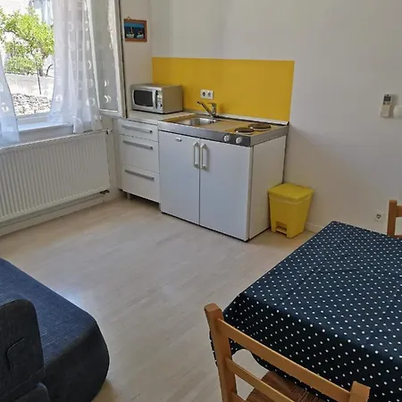 Buzolic Apartment